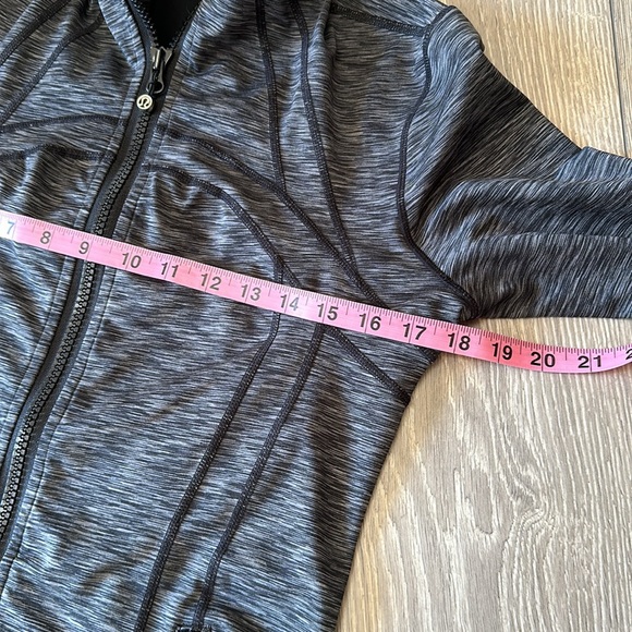 Lululemon Zip Up Sweatshirt - Picture 4 of 9